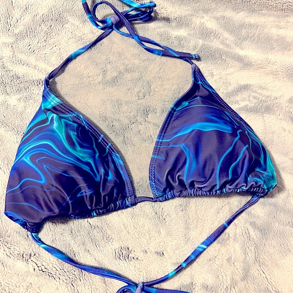Brand new bikini top